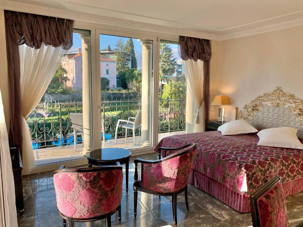 
Prestige Twin Room with Park View
