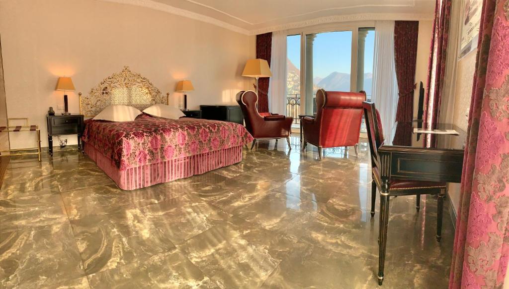 
Prestige Twin Room with Lake View
