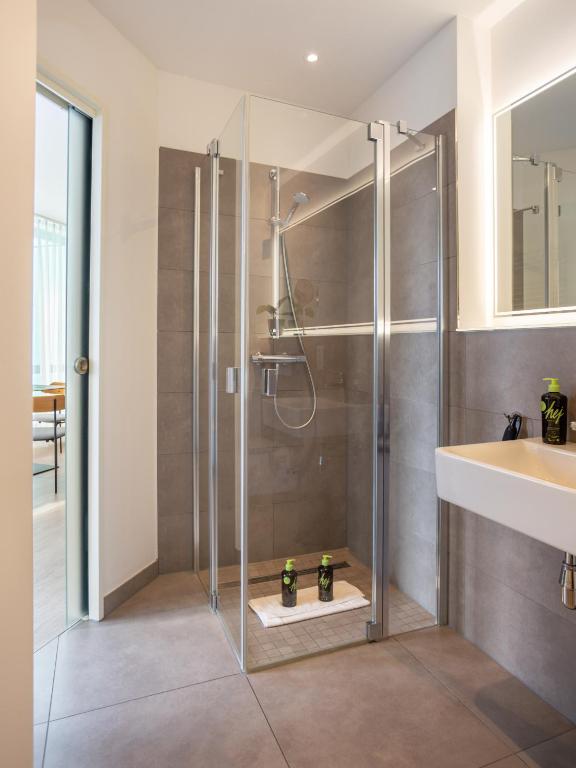 Limehome Köln Friesenplatz - Digital Access - Resim 22