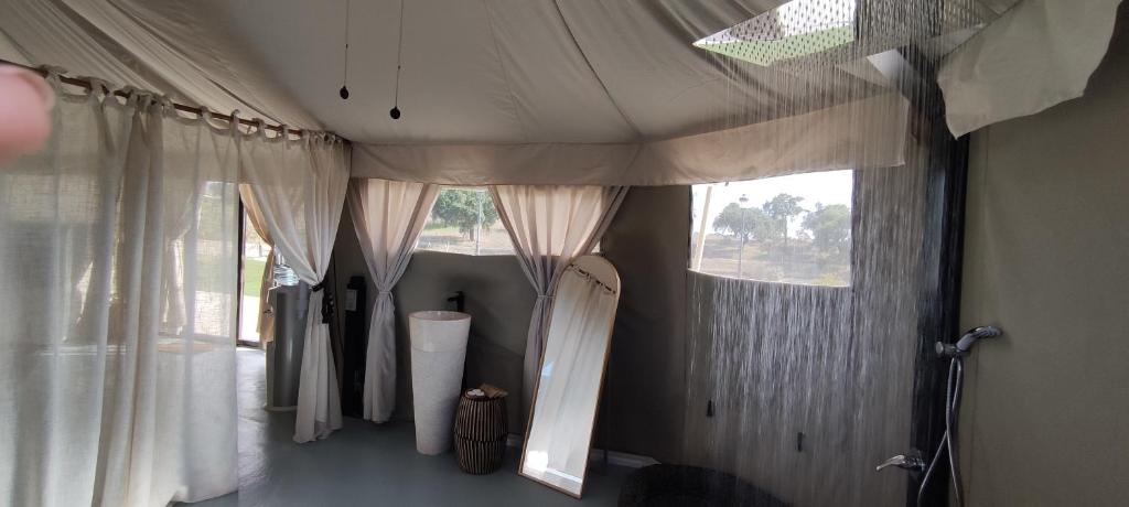 Imagen de la galería de El Toril Glamping Experience, en Parrillas