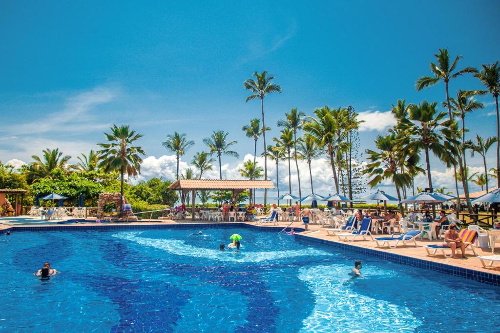 สระว่ายน้ำที่อยู่ใกล้ ๆ หรือใน Jardim Atlântico Beach Resort