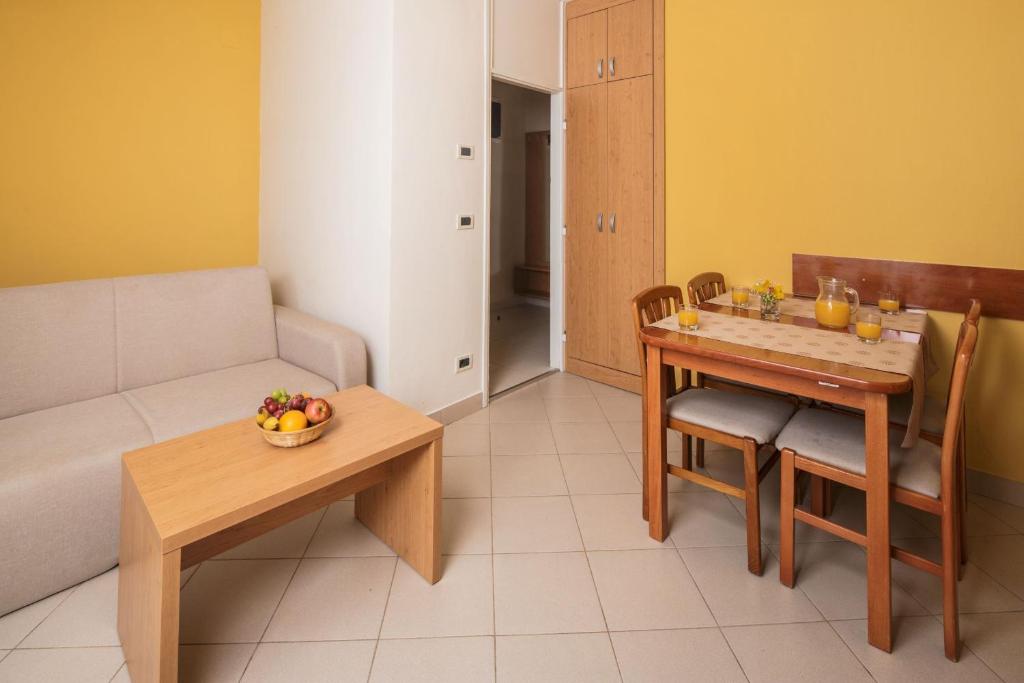 Posezení v ubytování Apartments Katoro Plava Laguna