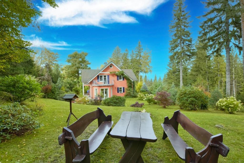 Vonkajšia záhrada v ubytovaní Villa Malinka