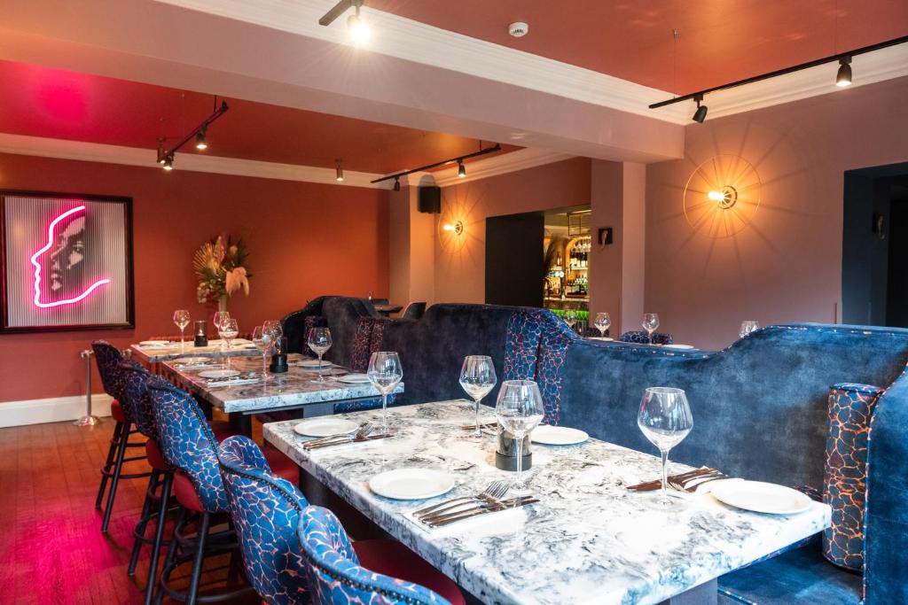 The Pine Marten by Innkeeper's Collection - Resim 15