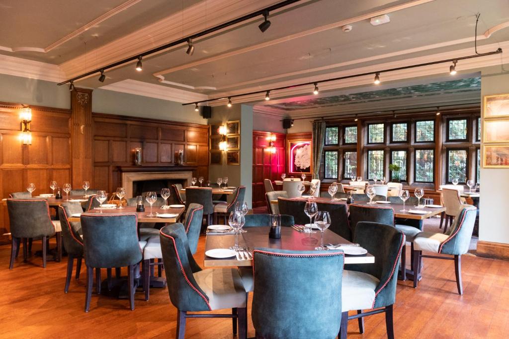 The Pine Marten by Innkeeper's Collection - Resim 14