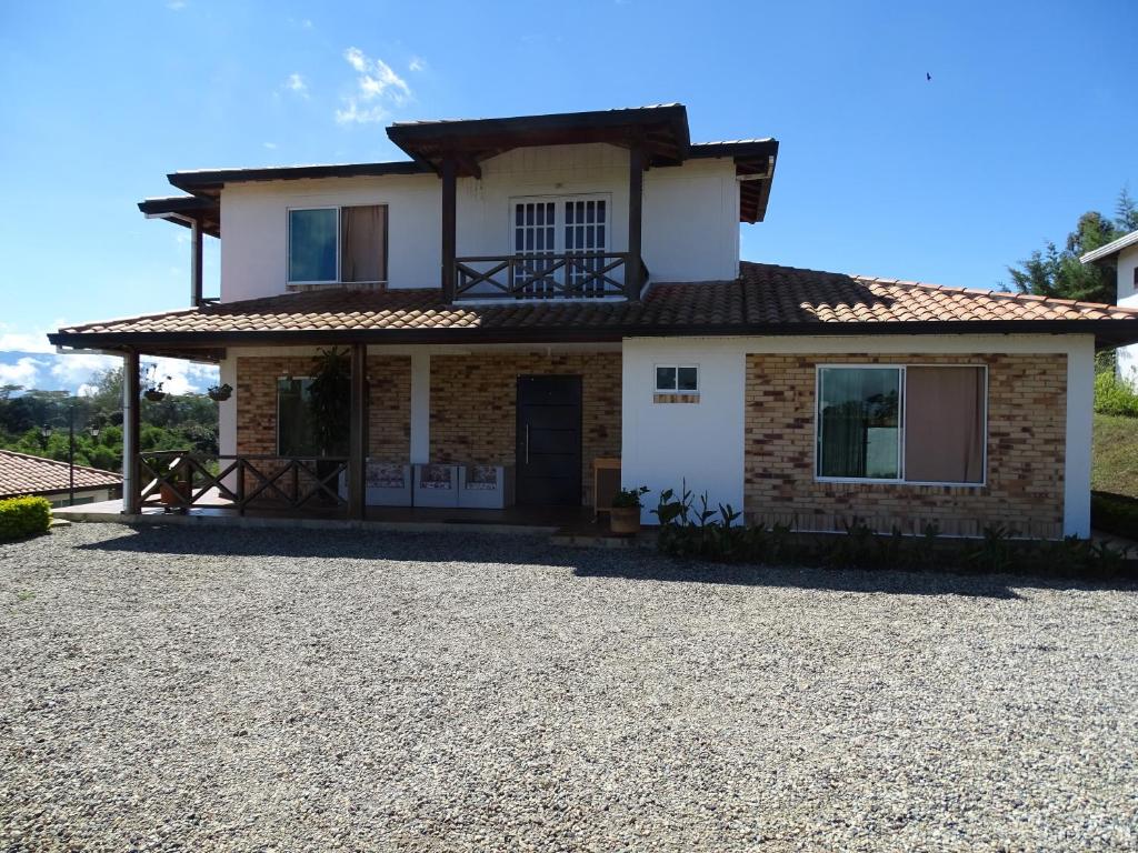 Cabaña familiar con piscina La Valentina - mesa de los Santos