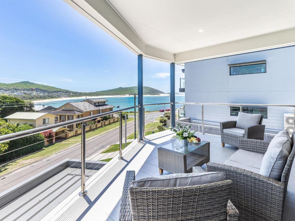 Fingal Bay View Unit 1 16 Tuna Crescent - ホリデーホーム