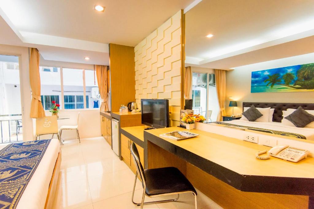 Posezení v ubytování Hallo Patong Hotel