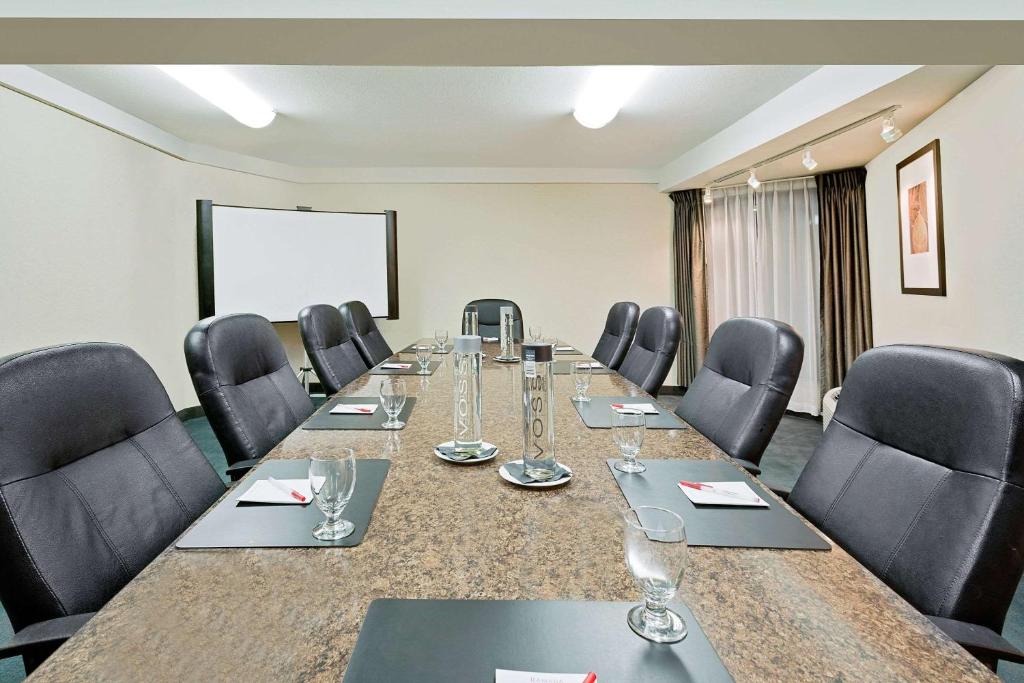 Konferenční prostory v ubytování Ramada by Wyndham Kamloops