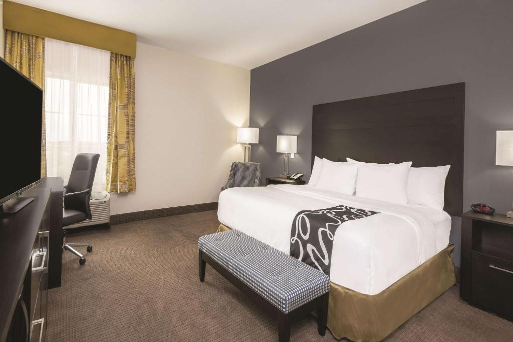 La Quinta by Wyndham Karnes City - Kenedy - Habitación Deluxe Con Cama Extragrande