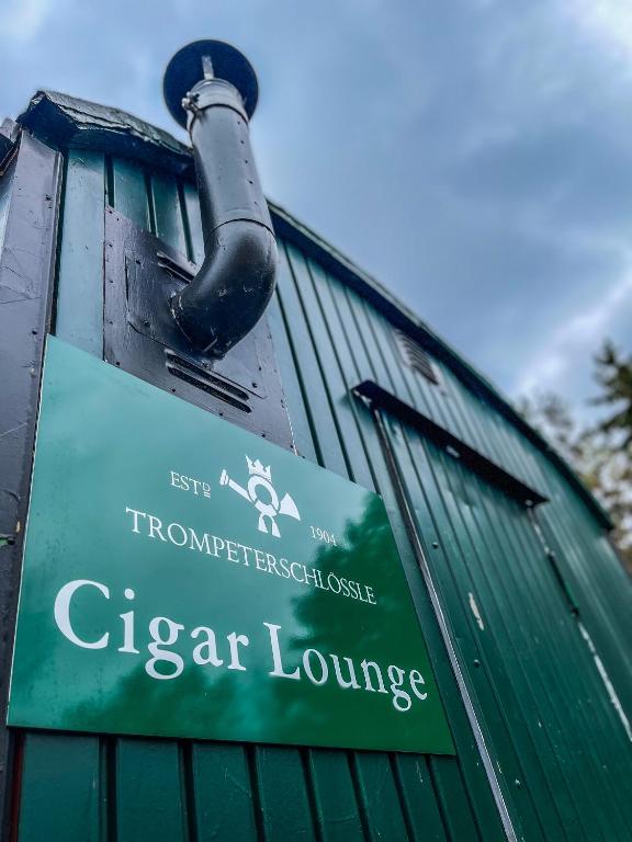 Certifikát, hodnocení, plakát nebo jiný dokument vystavený v ubytování Trompeterschlössle Hotel & Residence