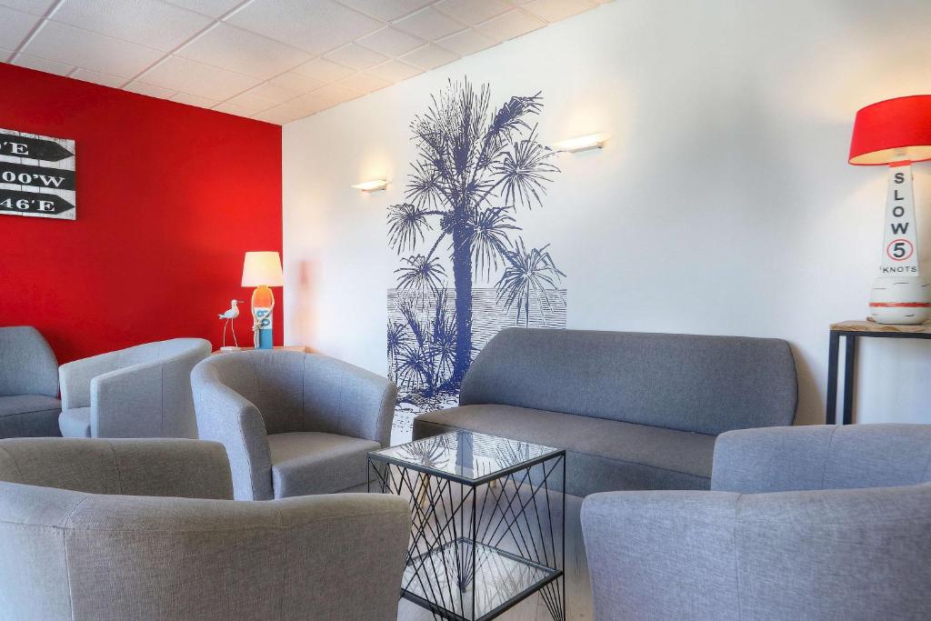 Posezení v ubytování Best Western Hôtel Le Bellevue Quiberon