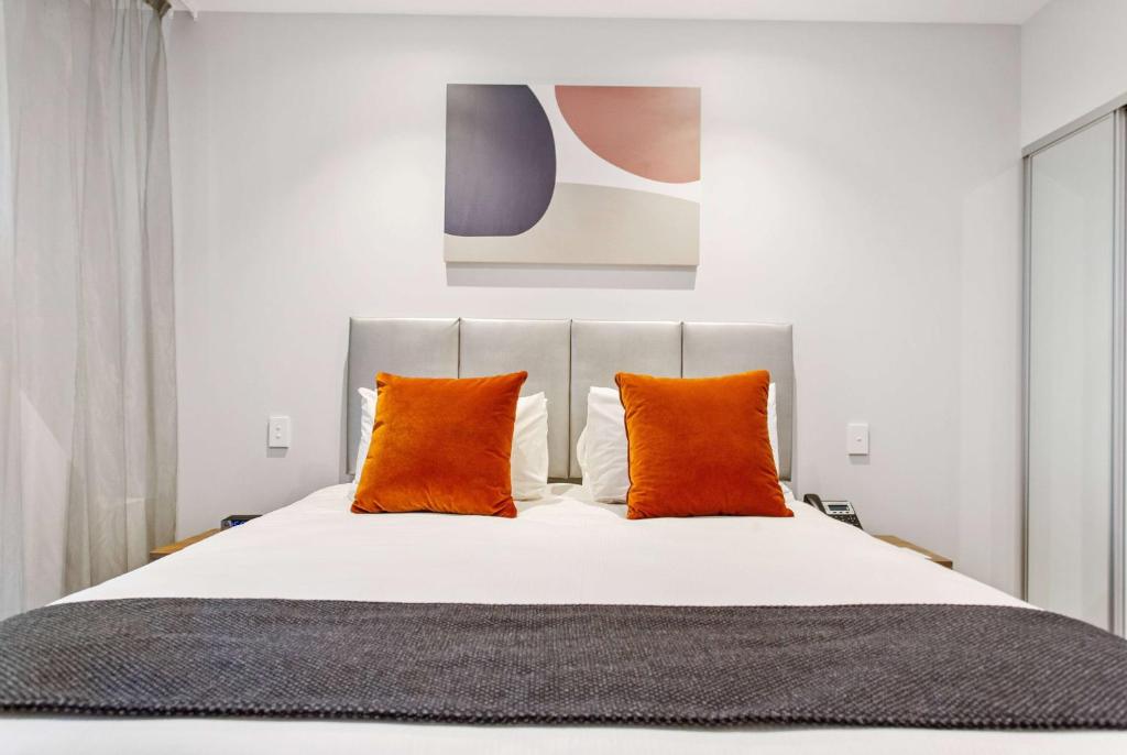 Ramada by Wyndham Newmarket Auckland - Resim 9