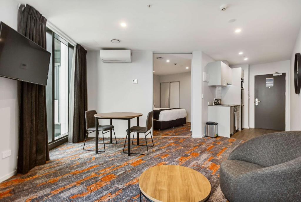 Ramada by Wyndham Newmarket Auckland - Resim 15