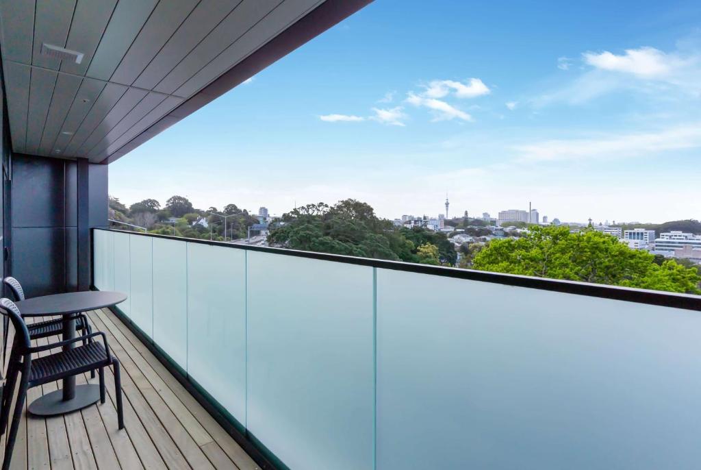 Ramada by Wyndham Newmarket Auckland - Resim 22