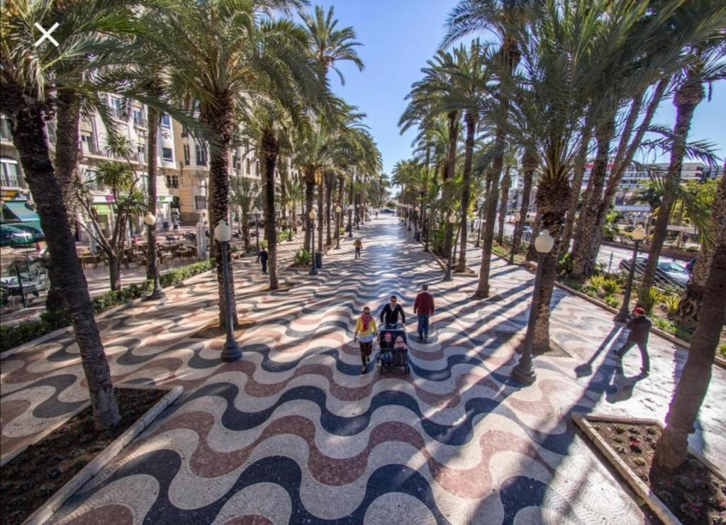 Alicante Luxury Yacht Harbour 5 stars, Alicante – Updated ...