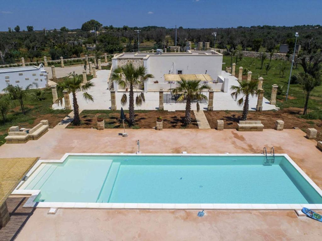 Bazén v ubytování Villa Salux by HDSalento nebo v jeho okolí