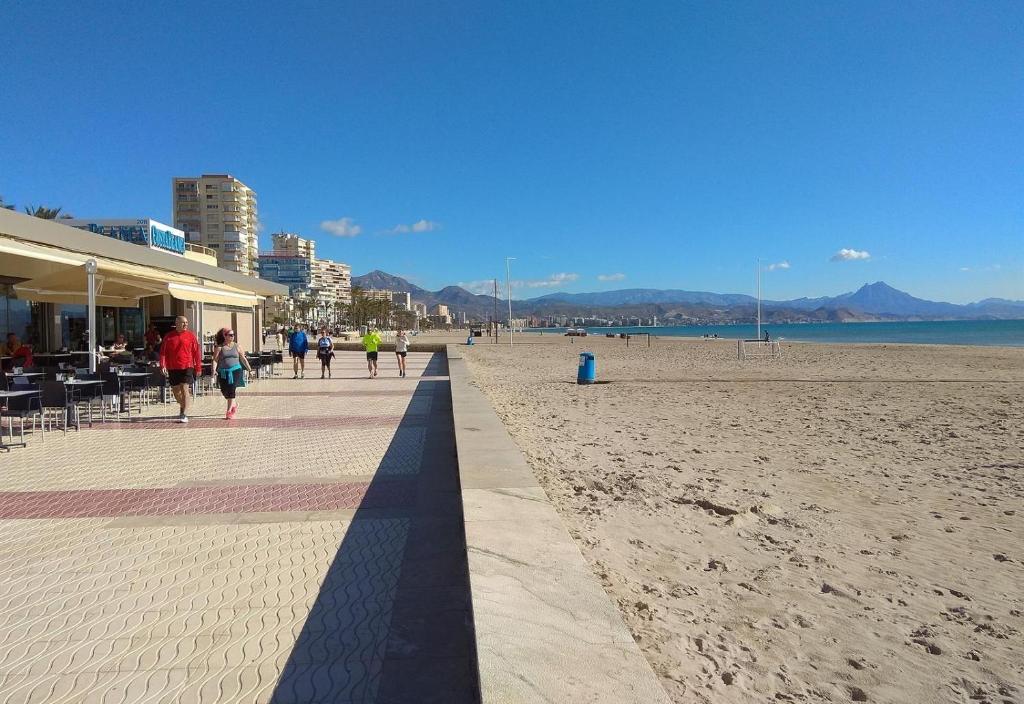 Apartment Boliche Playa San Juan, Alicante, Spain - Booking.com
