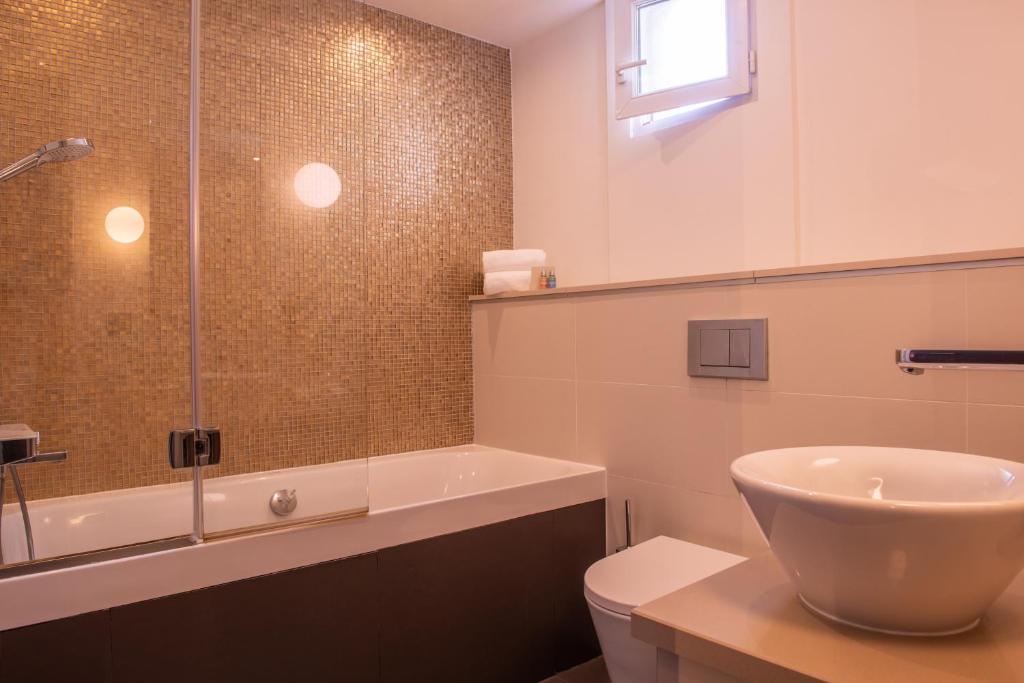 Hotel Yllen Eiffel - Resim 36