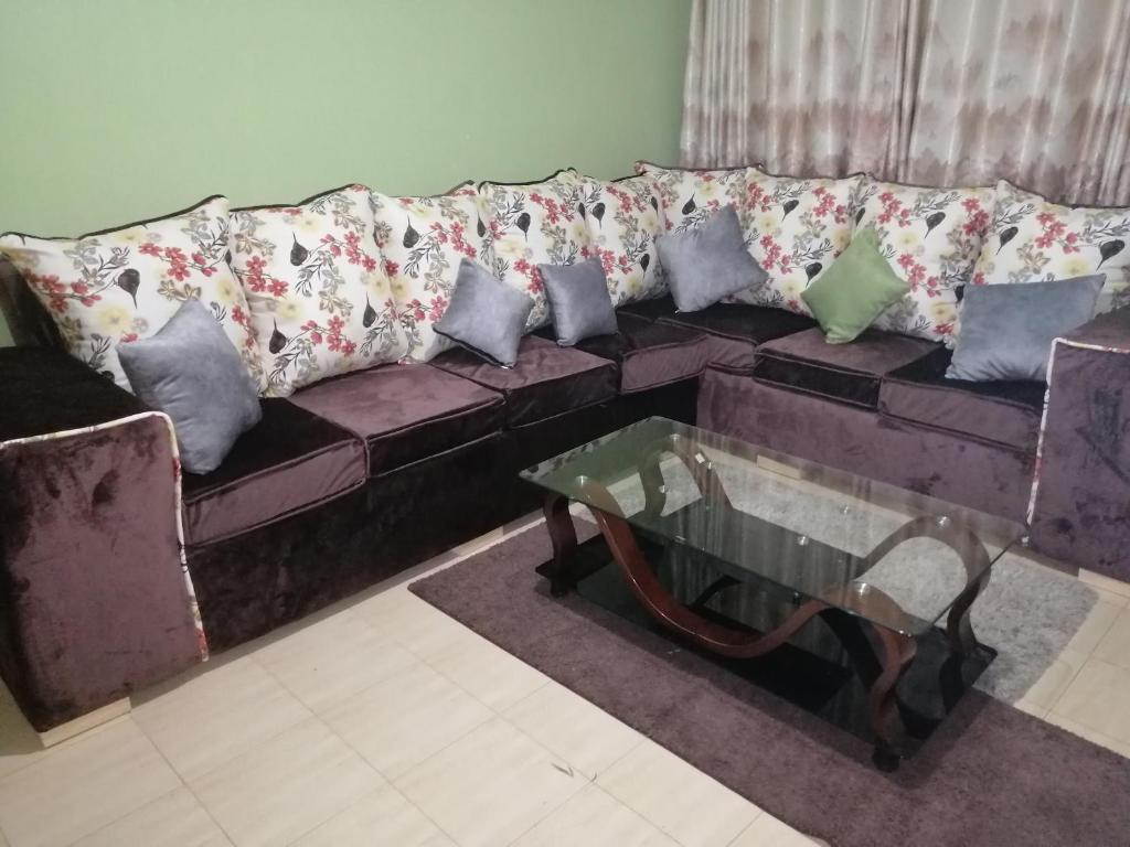 Sofa Sets In Eldoret Baci Living Room