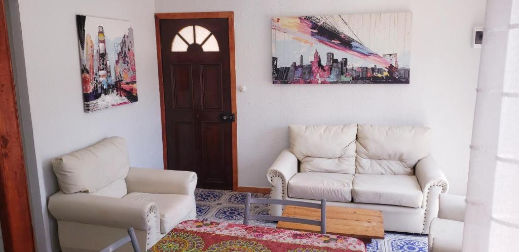 Posezení v ubytování Casa con Tinaja Caliente, Quincho y Pet Friendly