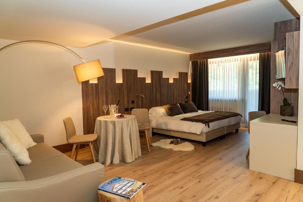 TV a/nebo společenská místnost v ubytování Palace Hotel Wellness & Beauty