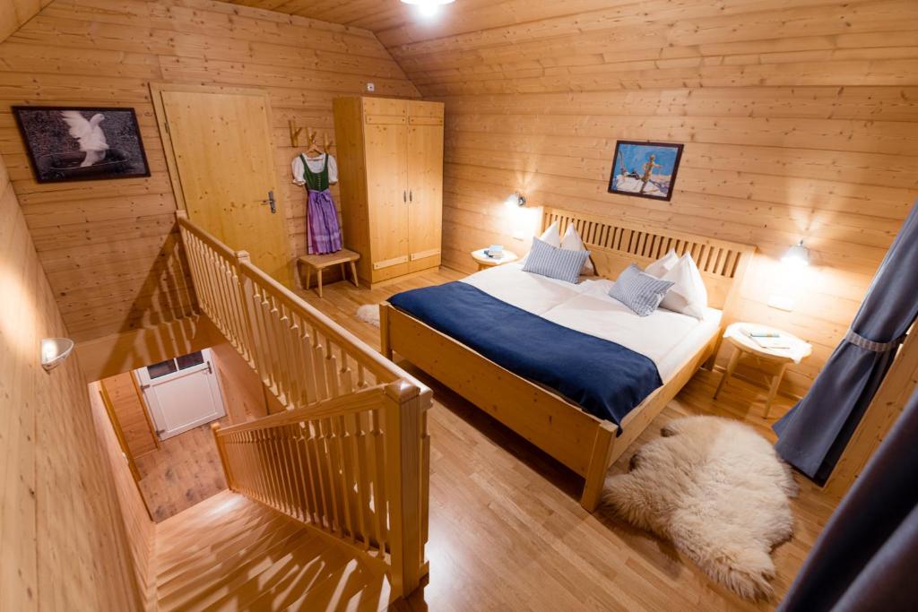 Postel nebo postele na pokoji v ubytování Narzissendorf Zloam