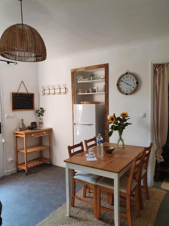 Kuchyň nebo kuchyňský kout v ubytování Une Nuit à Bali - Appartement cocooning