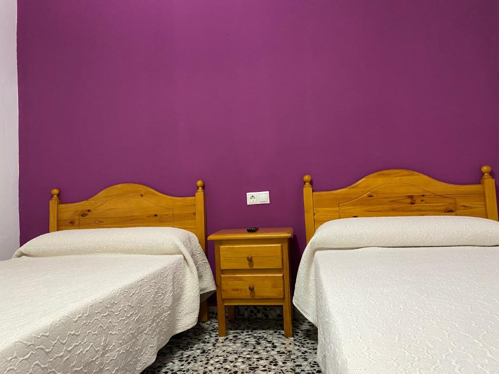 Hostal Grimaldos - Chambre Jumelle Avec Salle De Bain Privée