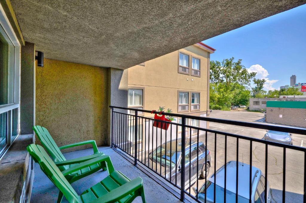 The Glengate Hotel & Suites