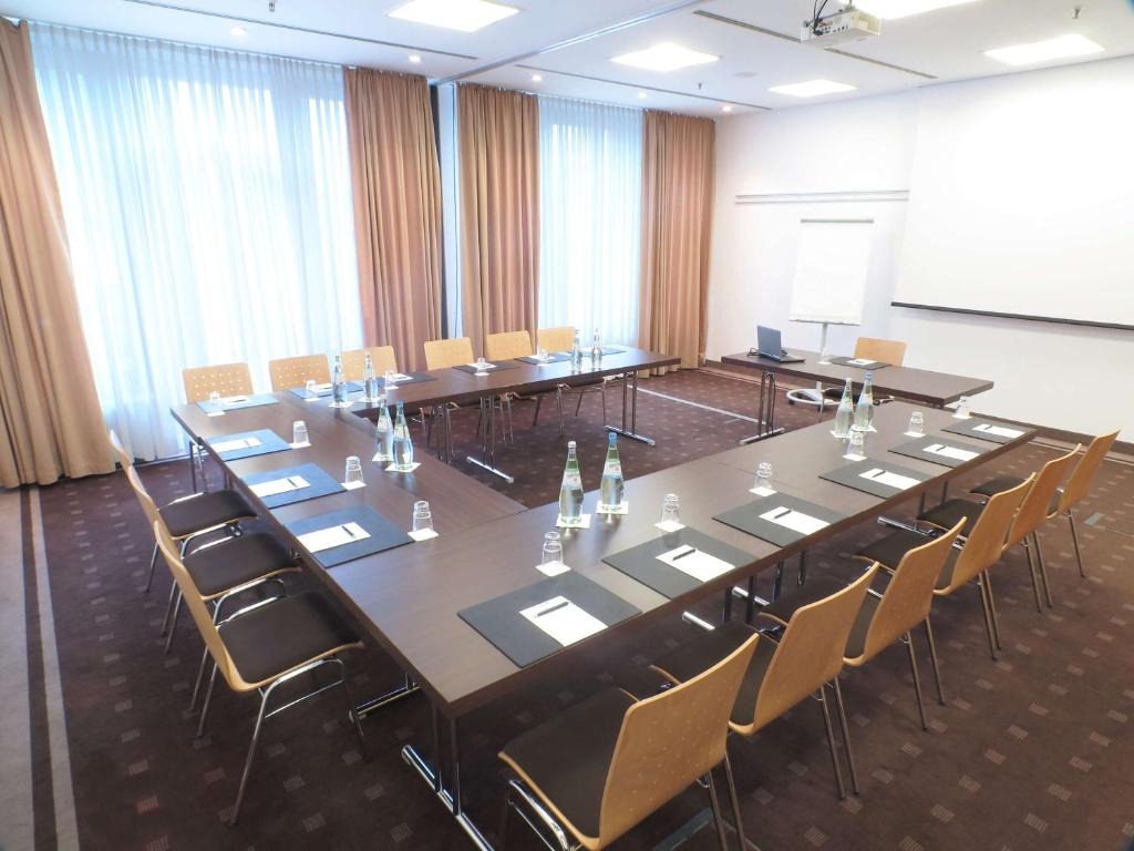 Radisson Blu Hotel Hannover - Resim 45