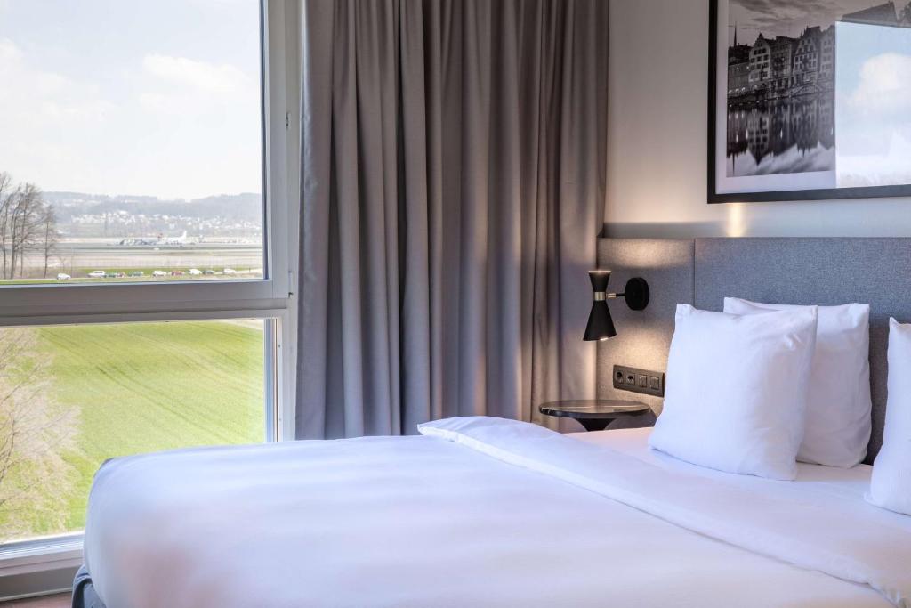 Park Inn By Radisson Zurich Airport Hotel Rümlang Schweiz www.booking.com