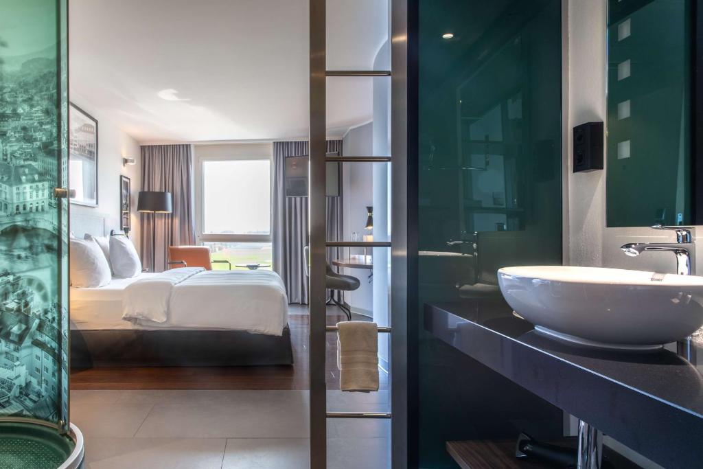 Radisson Hotel Zurich Airport, Rümlang (updated prices 2025)