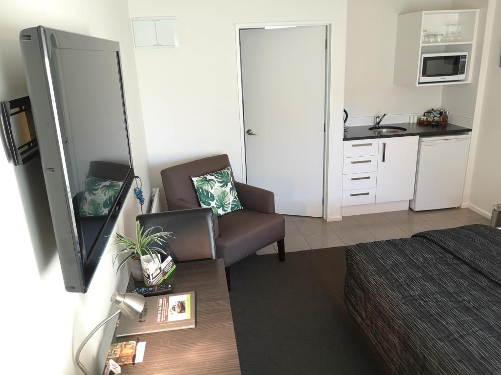 Airport Palms Motel - Resim 43