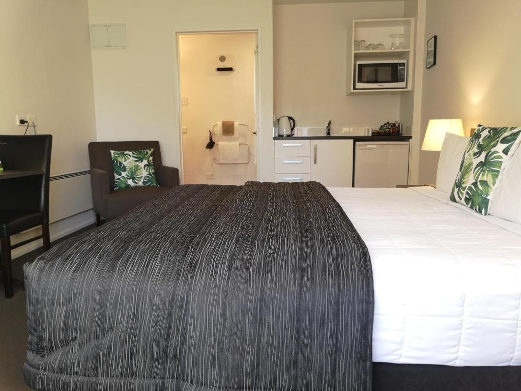 Airport Palms Motel - Resim 41