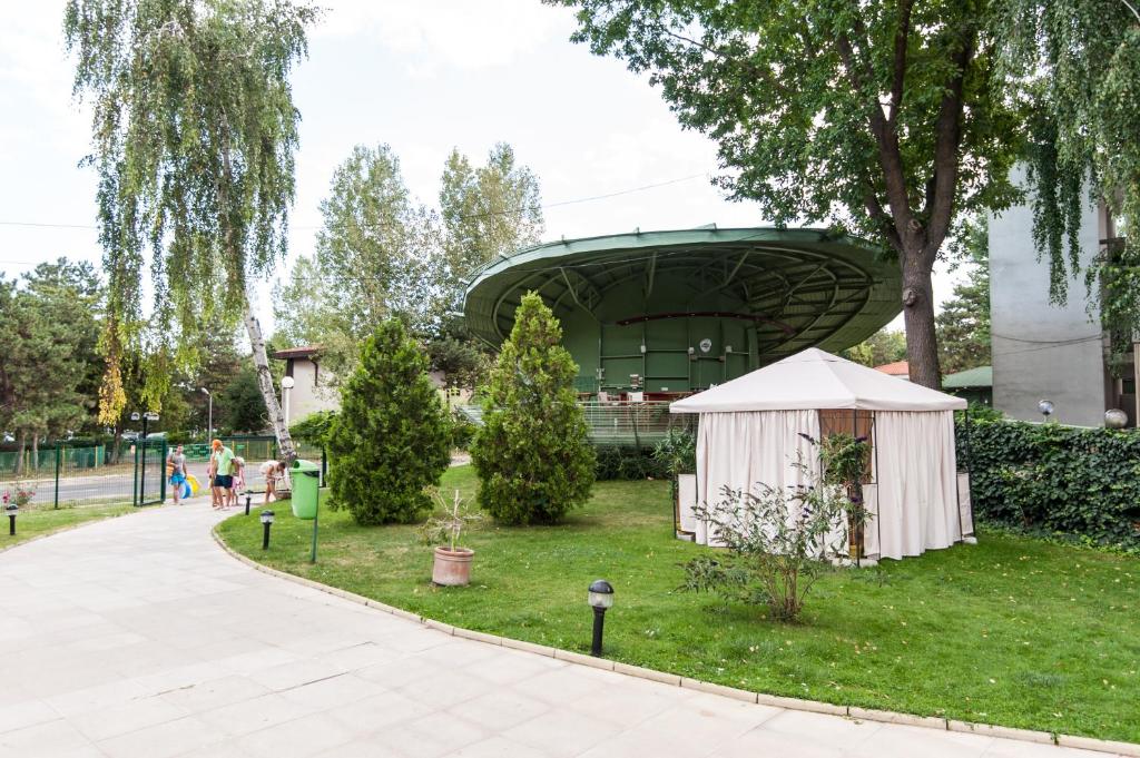 Zahrada ubytování Cocor Spa Hotel