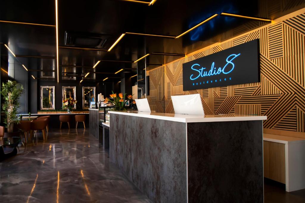 Certifikát, hodnocení, plakát nebo jiný dokument vystavený v ubytování Studio 8 Residences - Adults Only