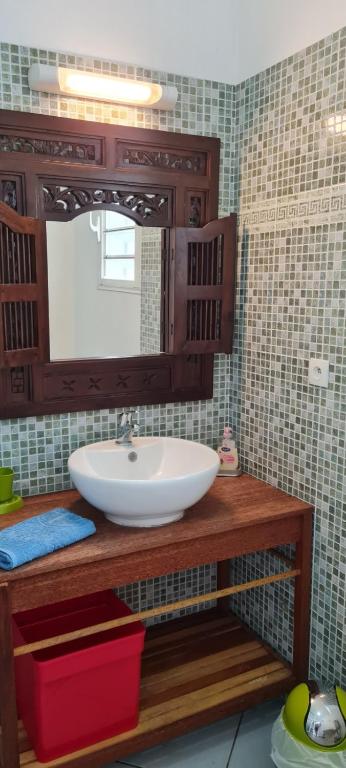 Au ti bonheur d'en O ' - Appartement En Duplex