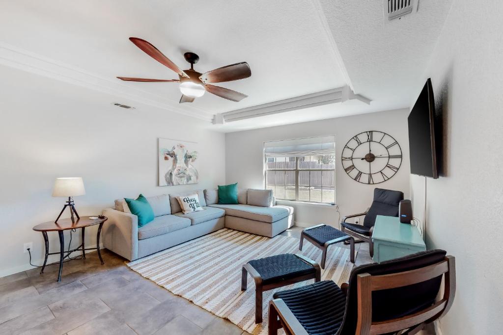 Quentin Haus, Fredericksburg (updated prices 2024)