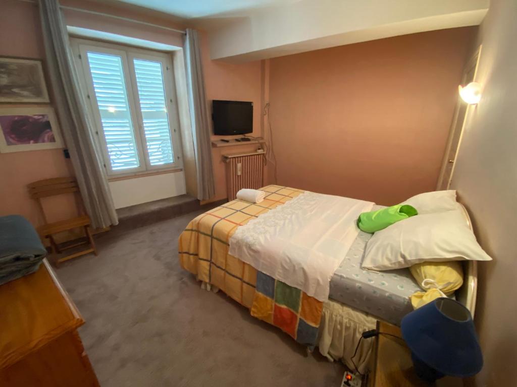 Postel nebo postele na pokoji v ubytování Four A Ban
