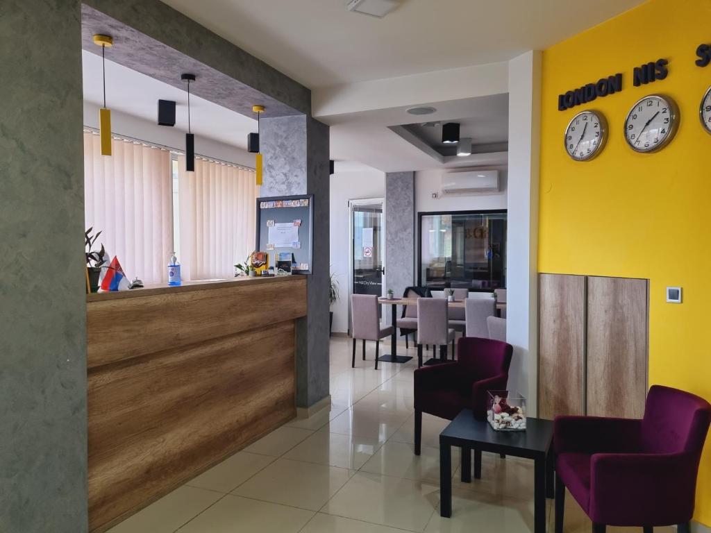 Posezení v ubytování Garni Hotel Niš City View