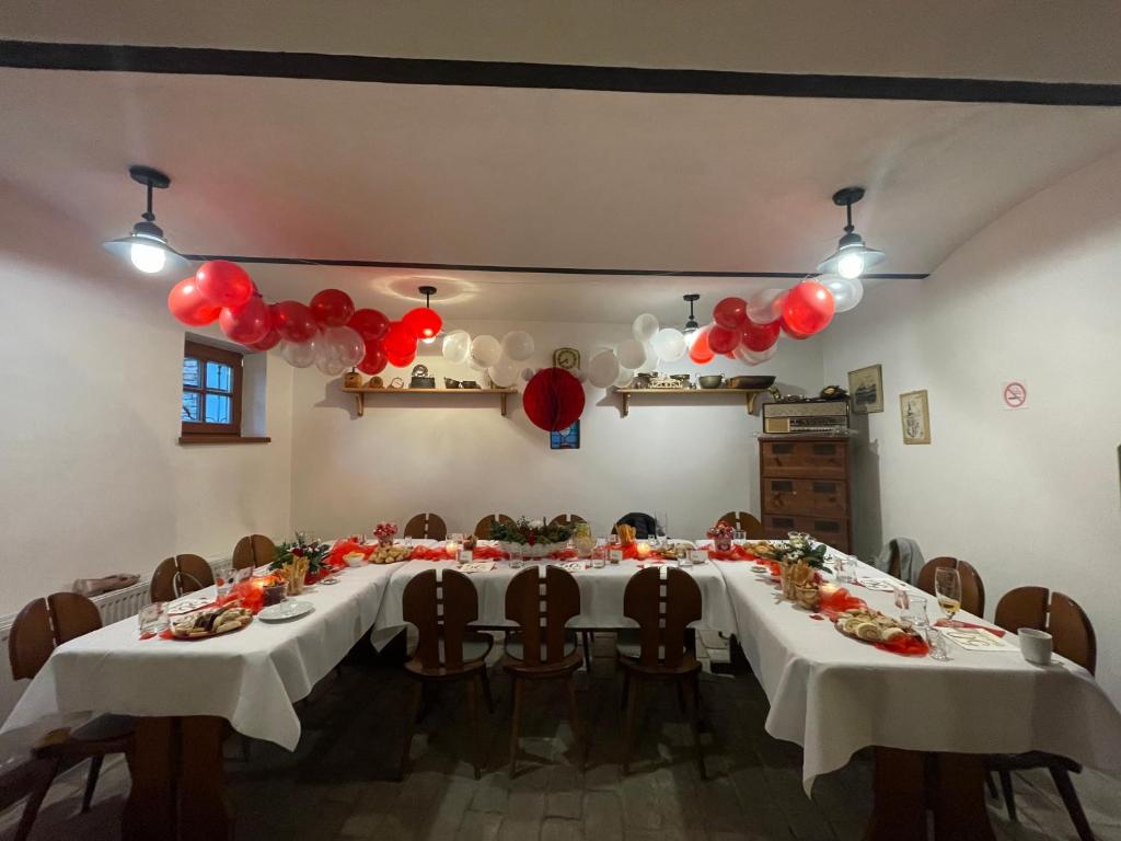 Restaurace v ubytování Alva Pension 1