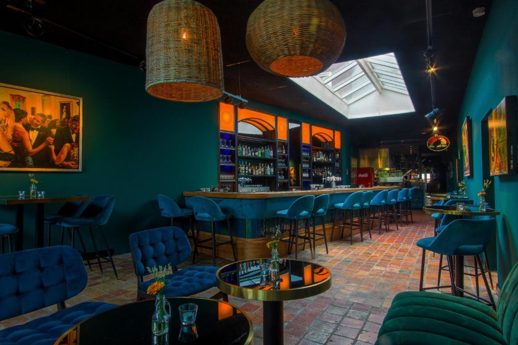 Ambassador City Centre Hotel - Resim 17