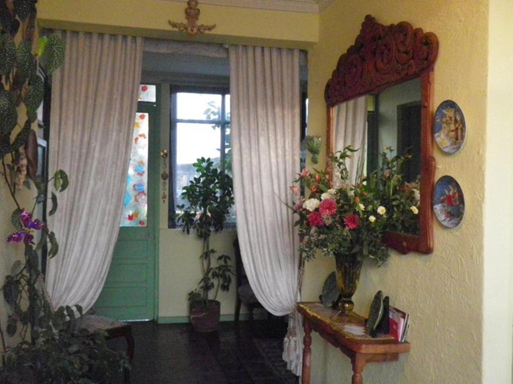 Φωτογραφία από το άλμπουμ του Hostal Renoir σε San Fernando