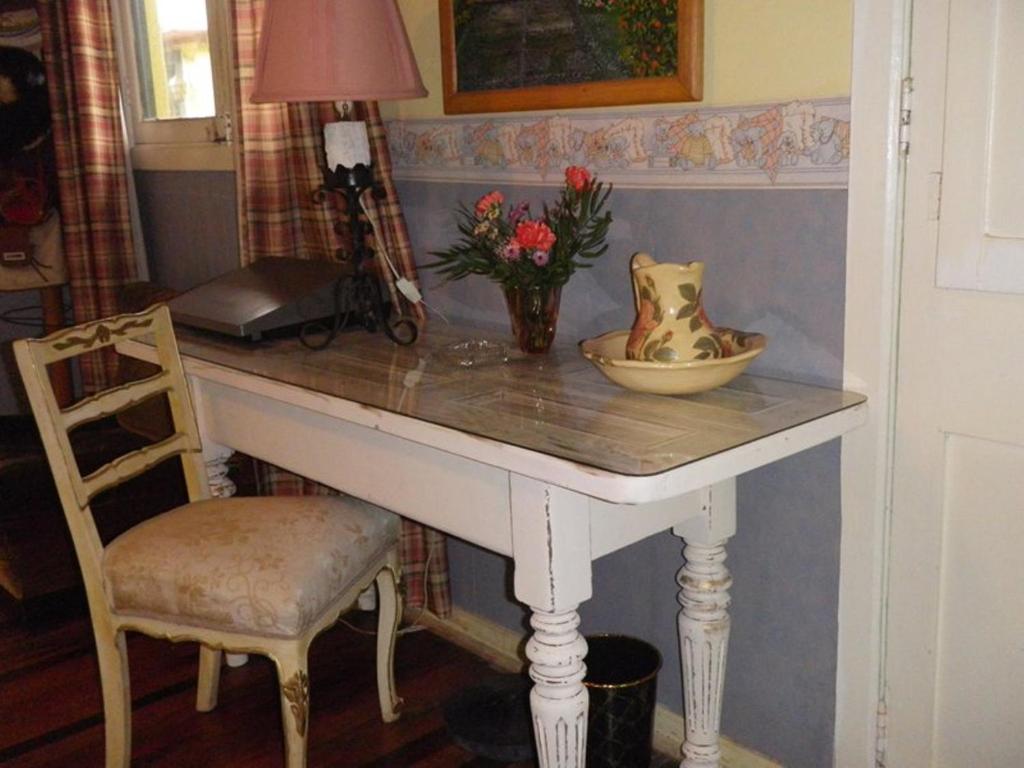 Φωτογραφία από το άλμπουμ του Hostal Renoir σε San Fernando
