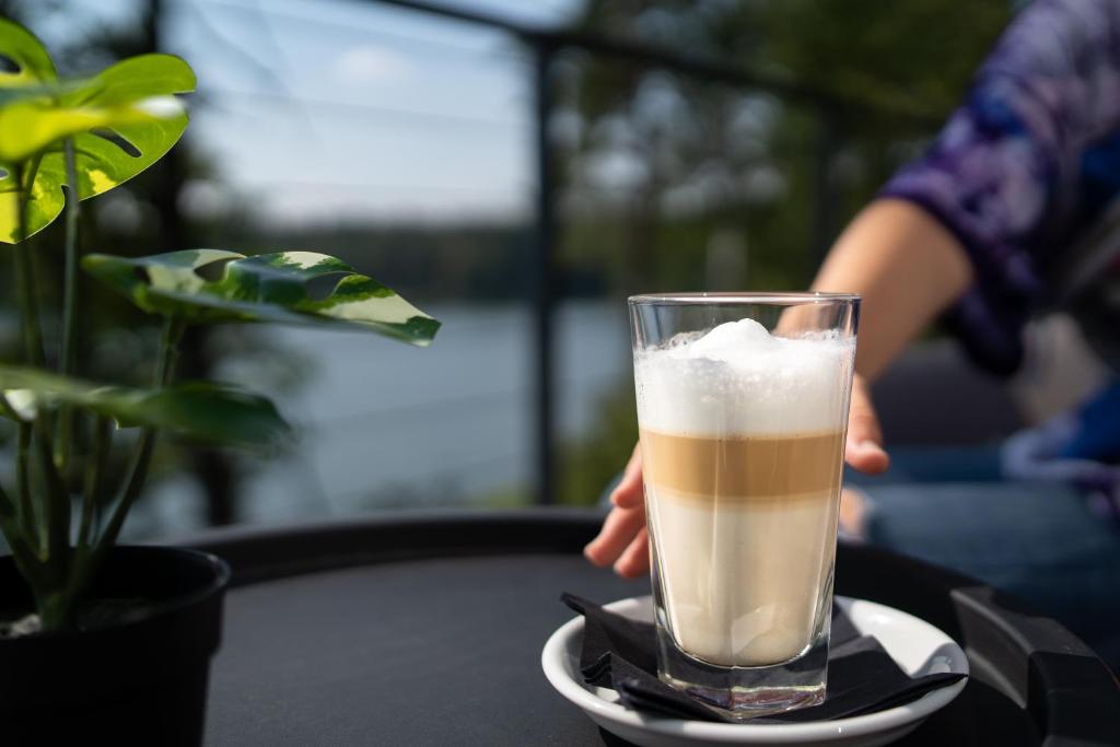 Nápoje v ubytování Ruciane Park - Mazury resort & spa