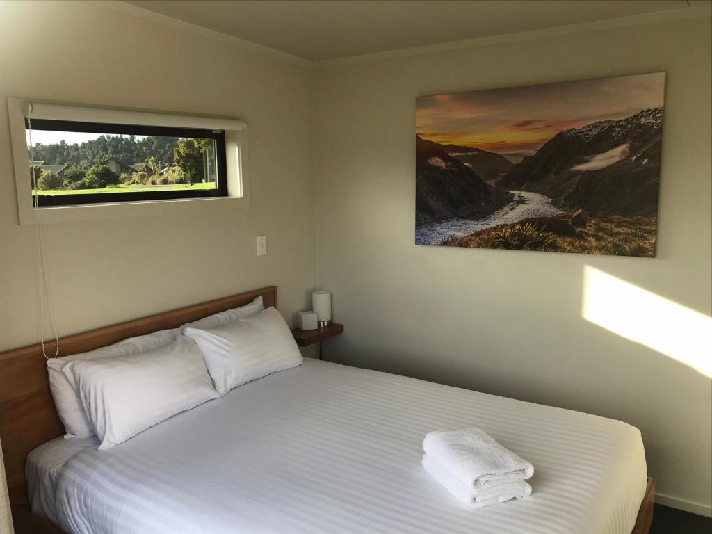 Postel nebo postele na pokoji v ubytování Alpine Escape