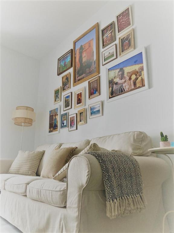 Posezení v ubytování El Envero Apartamento
