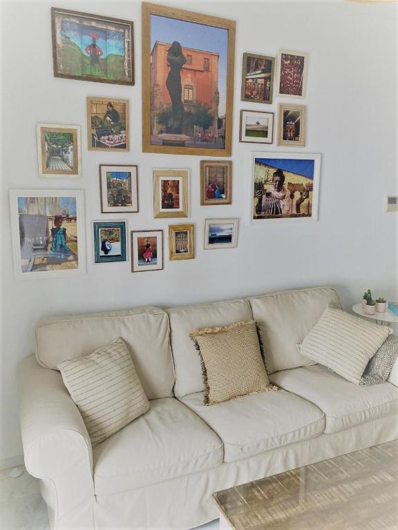 Posezení v ubytování El Envero Apartamento