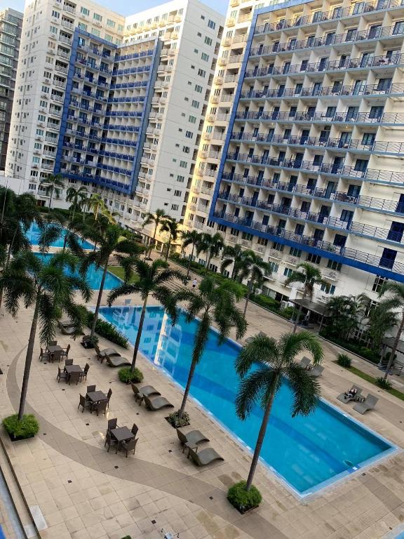 Wind and Sea at Sea Residences - Apartment With Pool View